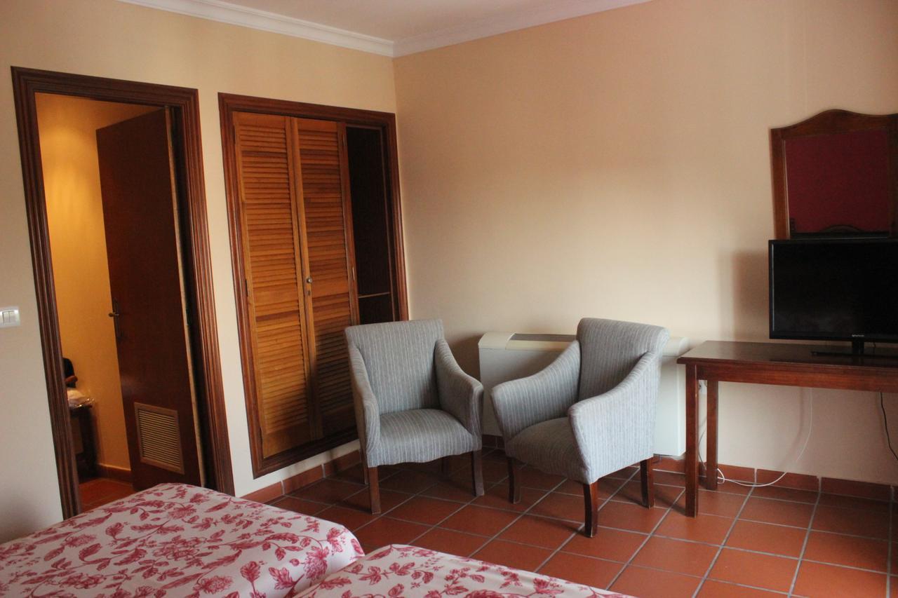 Hotel Varinia Serena - Balneario De Alange Εξωτερικό φωτογραφία