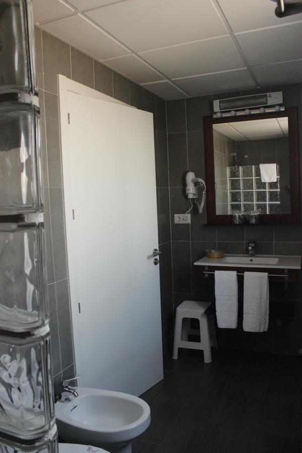 Hotel Varinia Serena - Balneario De Alange Εξωτερικό φωτογραφία
